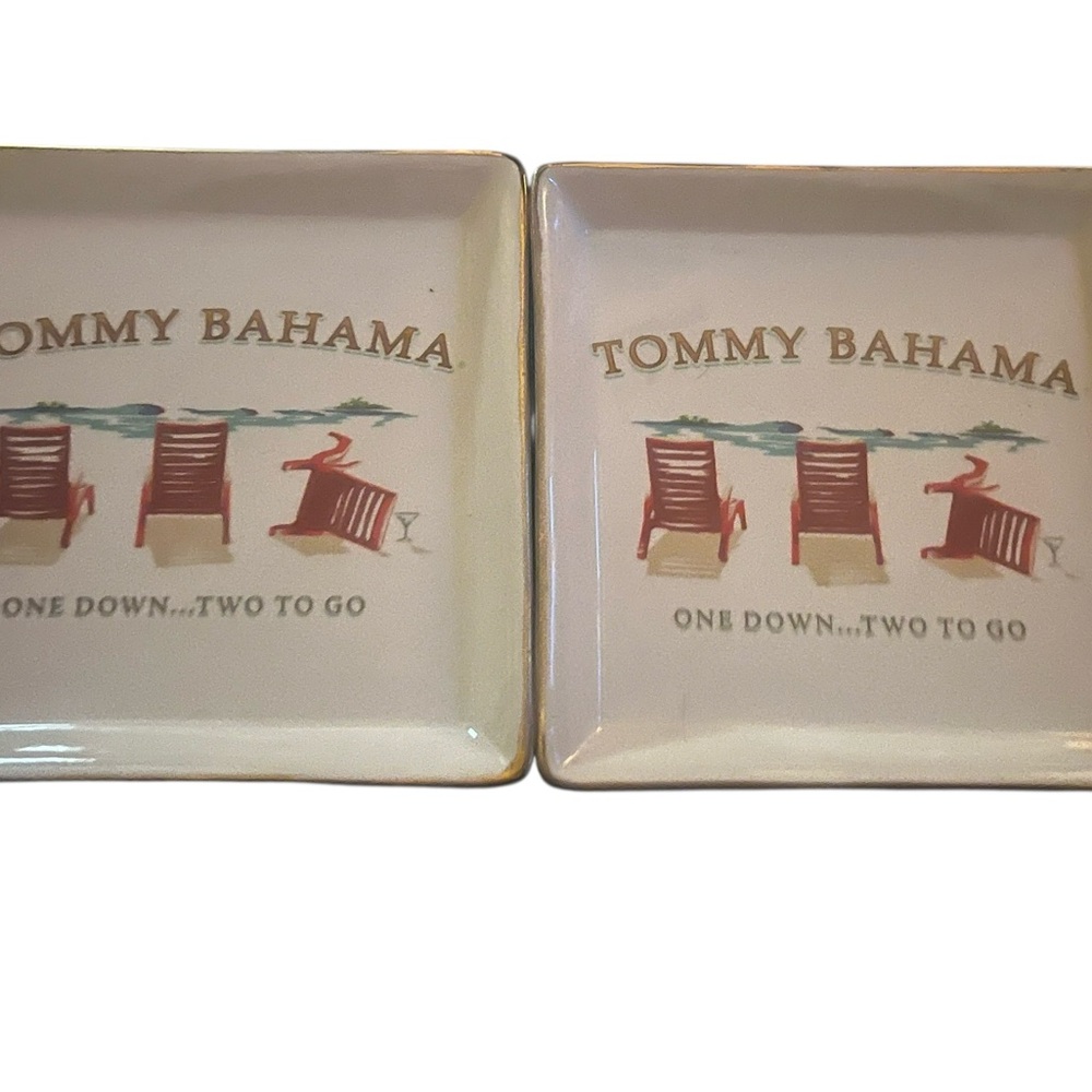 Tommy Bahama Ceramic Plate